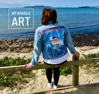 Thatledoo - Wearable Art. Hand painted upcycled denim jacket.